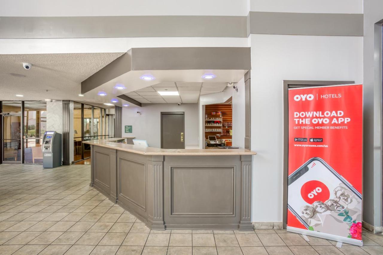 Oyo Hotel Tulsa I-44 Midtown Extérieur photo