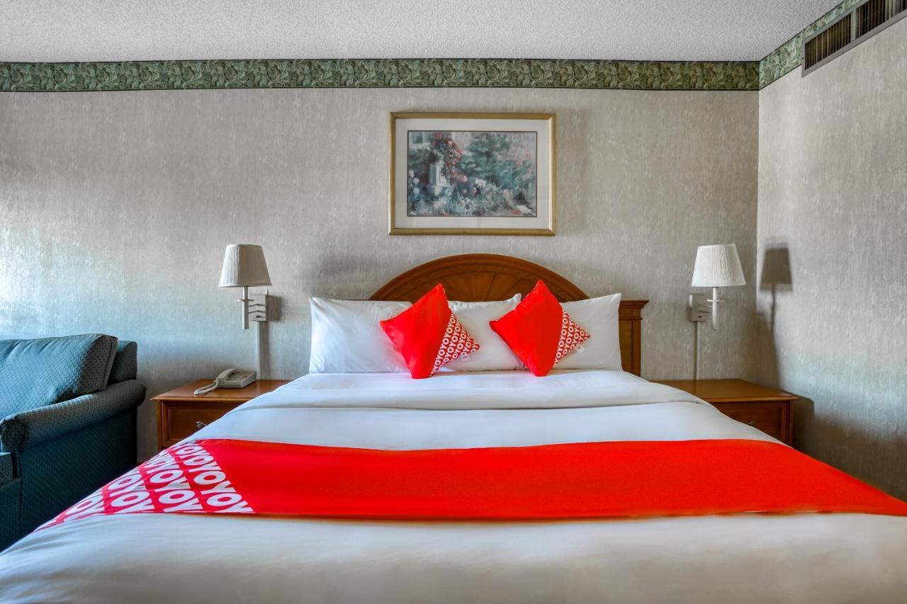 Oyo Hotel Tulsa I-44 Midtown Extérieur photo