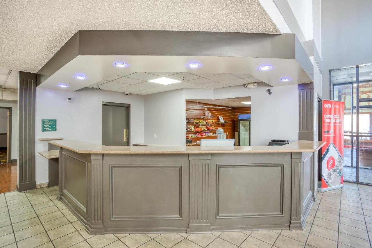 Oyo Hotel Tulsa I-44 Midtown Extérieur photo